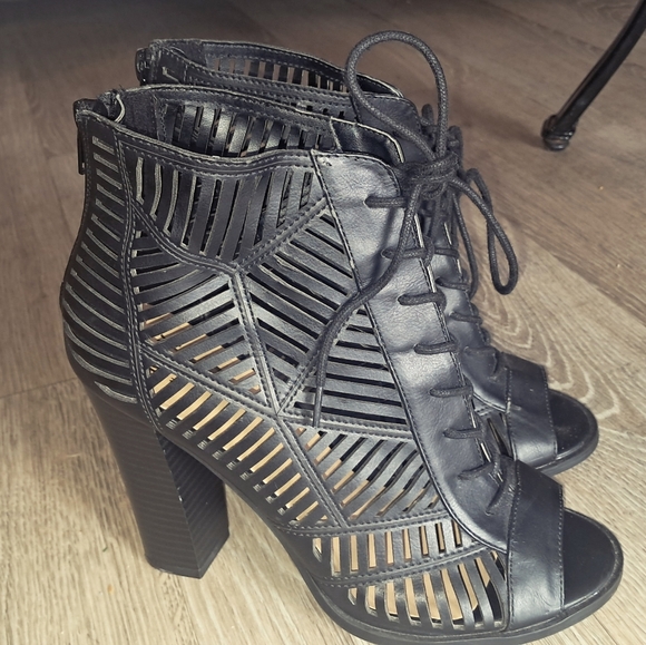 Mix No. 6 Shoes - Mix No. 6 Size 8 Womens Black Strappy Heeled Boots